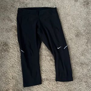 Nike crop leggings